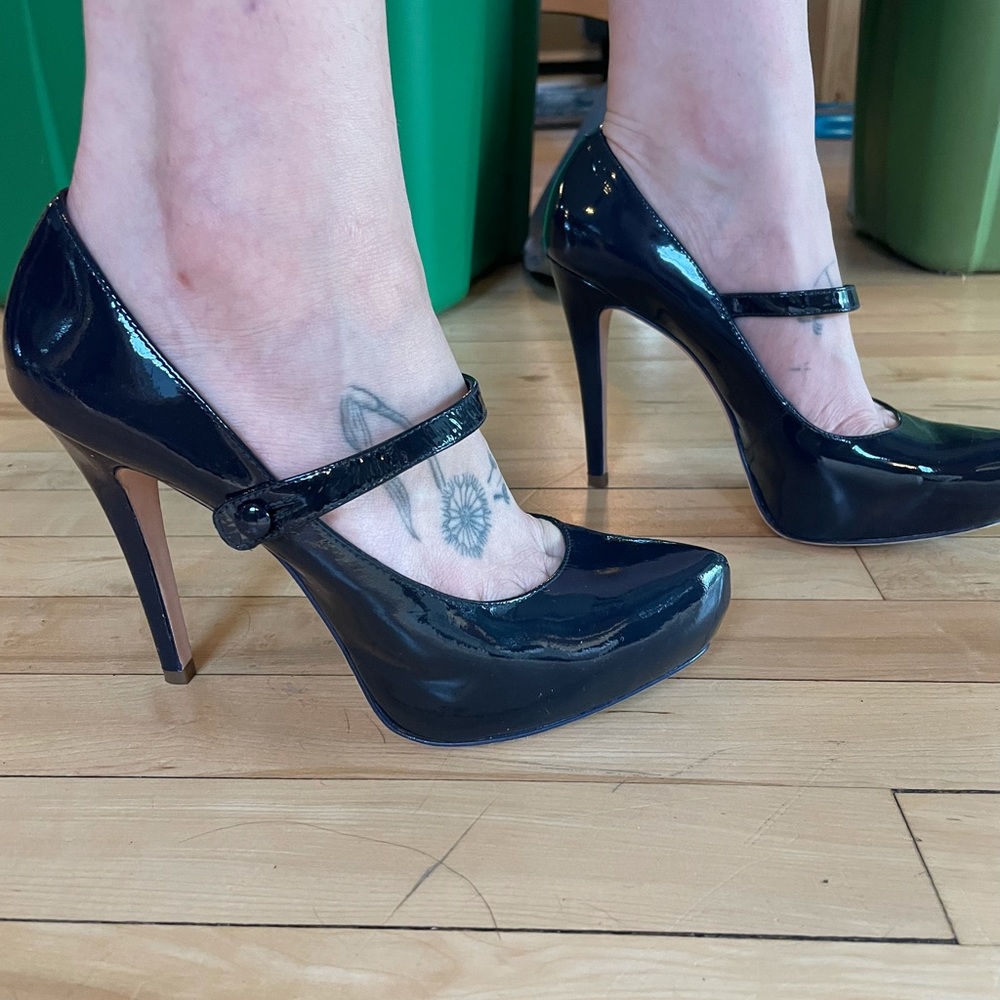 Patent leather navy blue ALDO heels